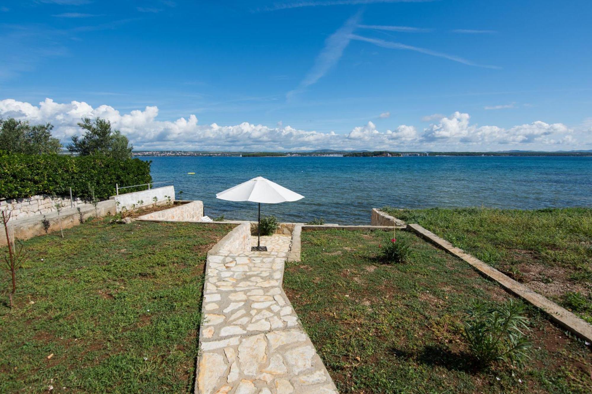 Apartment Blazenka - 20M From The Sea Ткон Екстер'єр фото